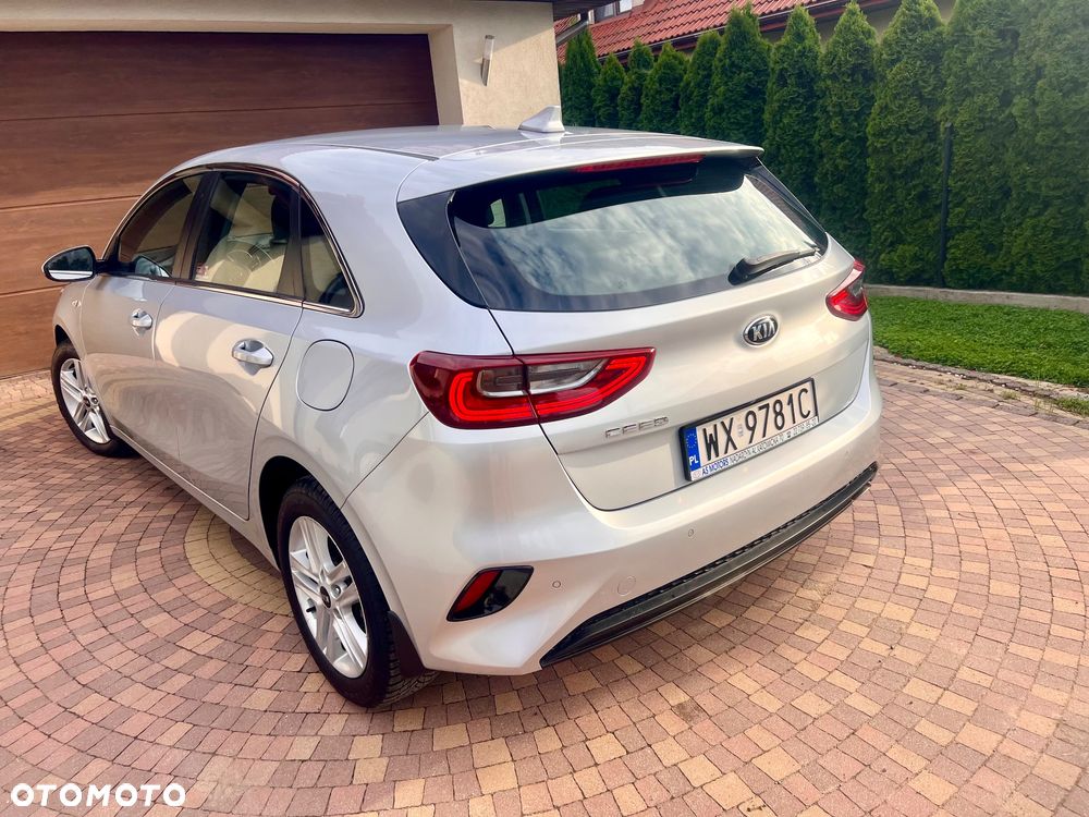 Kia Ceed 1.6 CRDi SCR L - 27