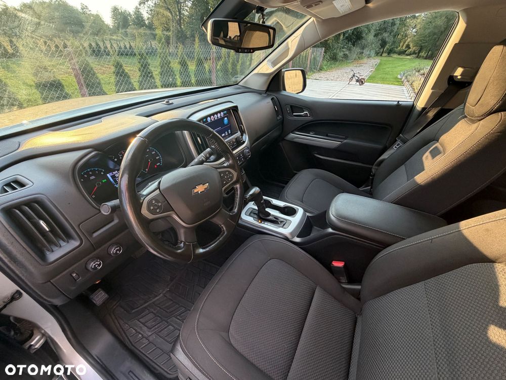 Chevrolet Colorado - 12