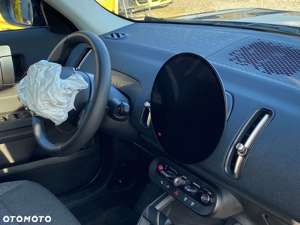 MINI Countryman ver-c-mhev-linia-essential - 16