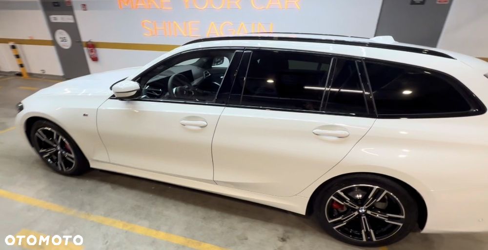 BMW Seria 3 330i xDrive M Sport - 11