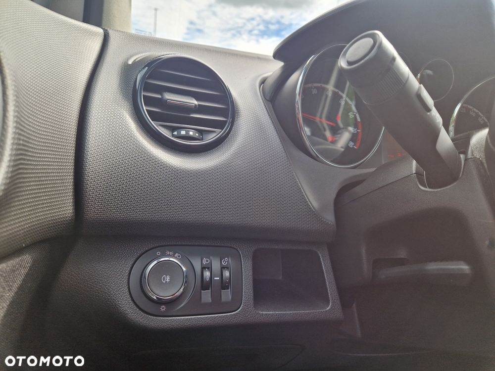 Opel Meriva 1.4 ecoflex Active - 29