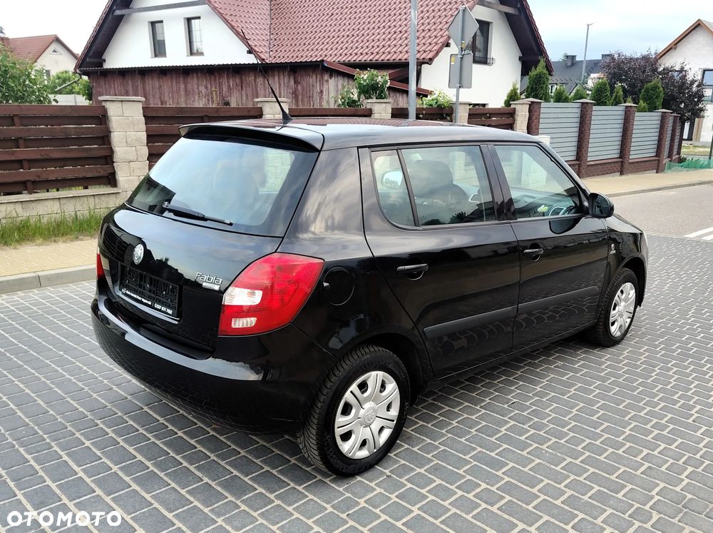 Skoda Fabia 1.2 HTP Elegance - 7