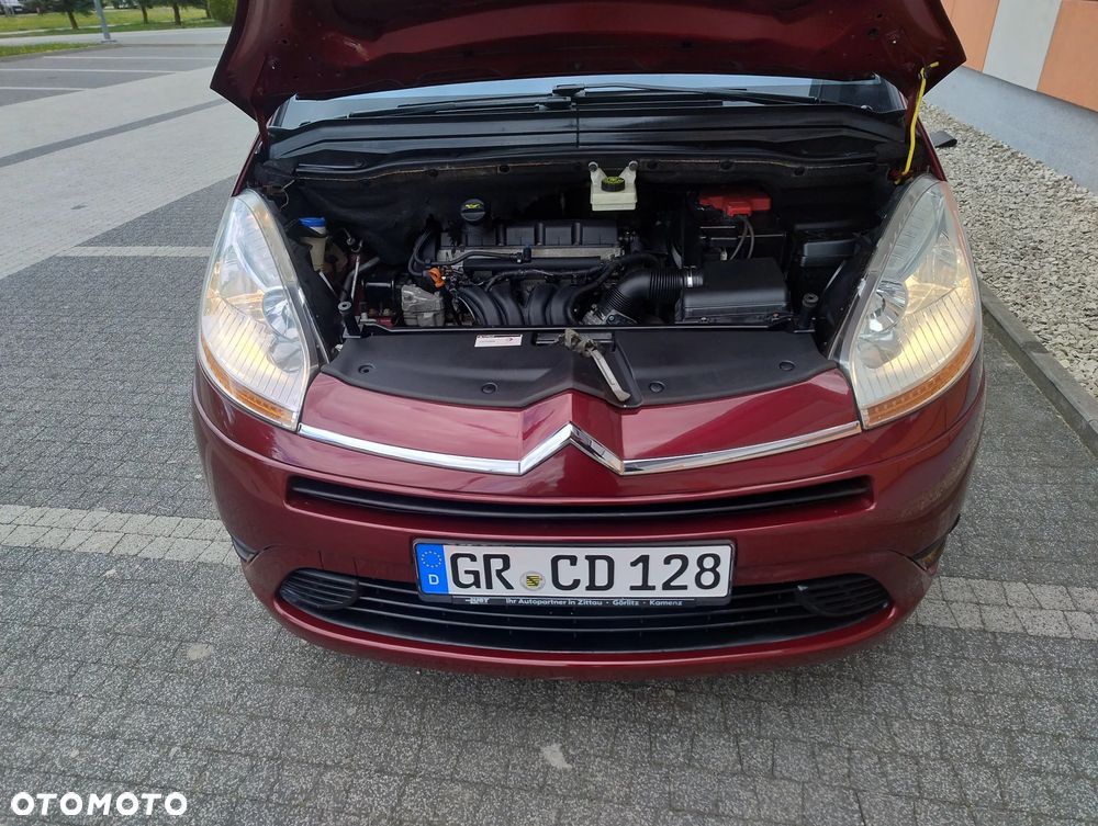 Citroën C4 Grand Picasso 1.8 16V Style - 24
