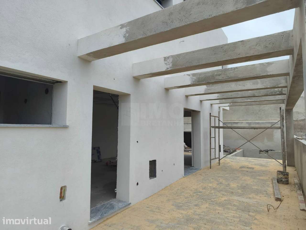 Moradia V3 Duplex c/ Jardim e Piscina  – Qtª das Laranjeiras - Fernão - Grande imagem: 3/25