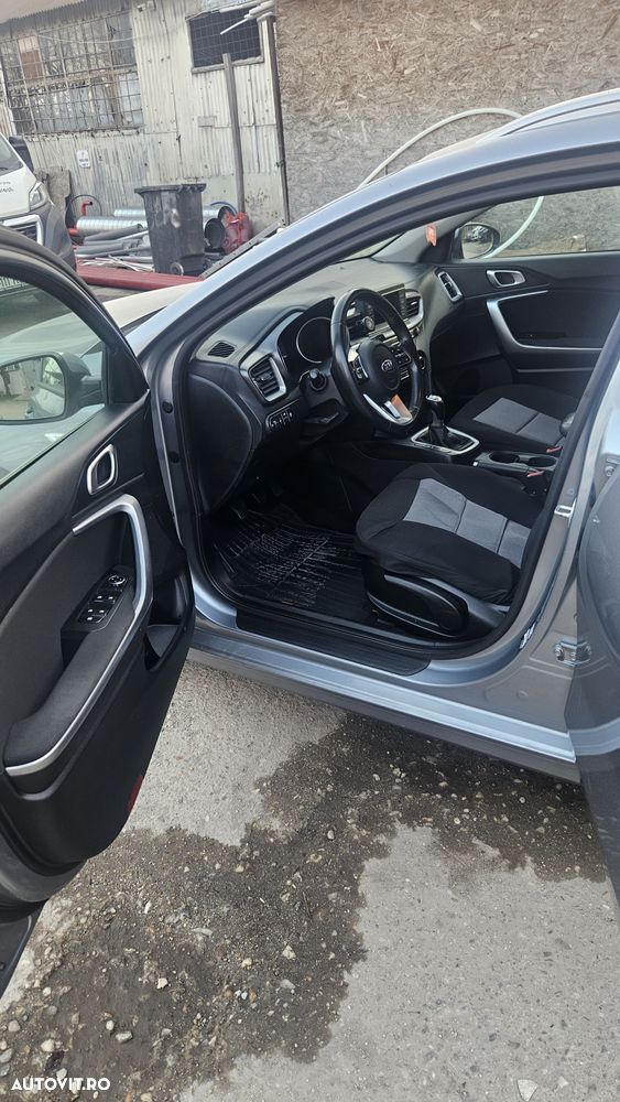 Kia Ceed 1.4 T-GDI Best - 9