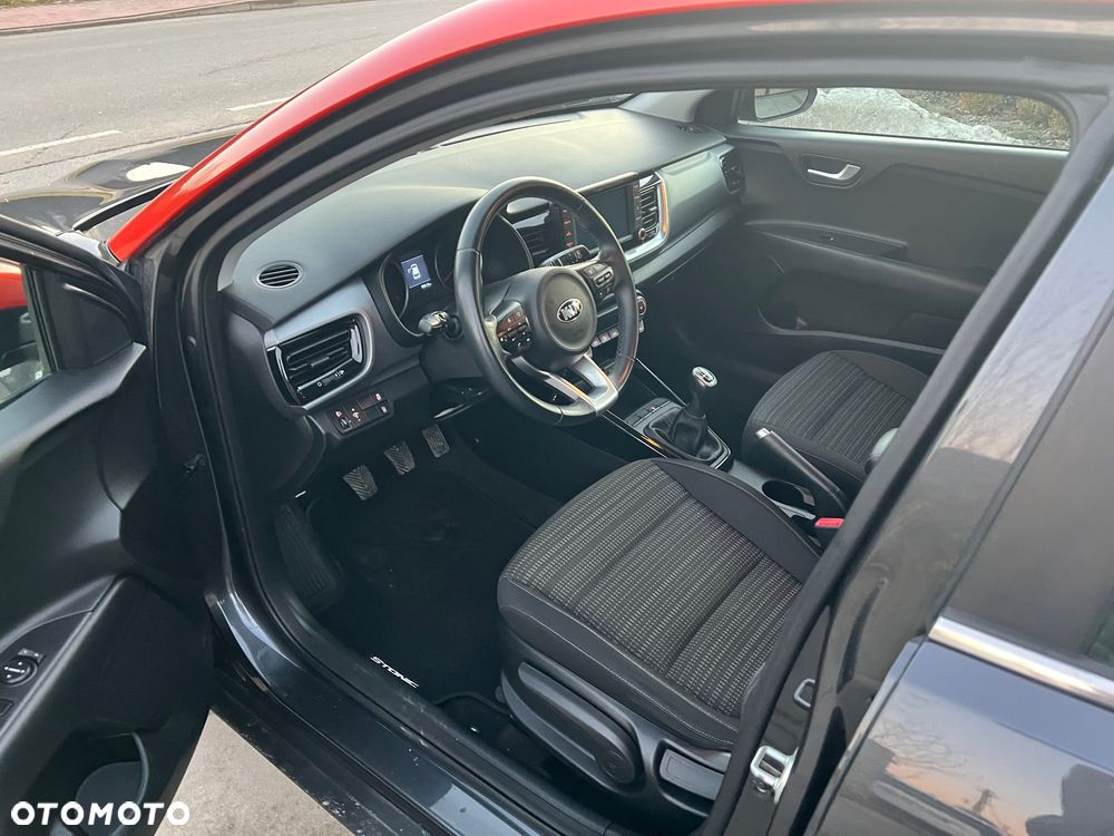 Kia Stonic 1.4 L - 10