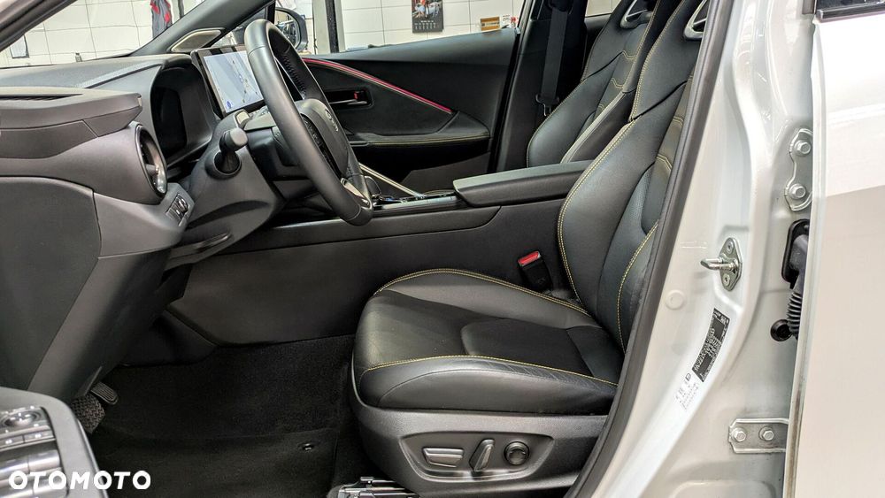 Toyota C-HR 2.0 Hybrid Dynamic Force Executive Premiere Edition - 9