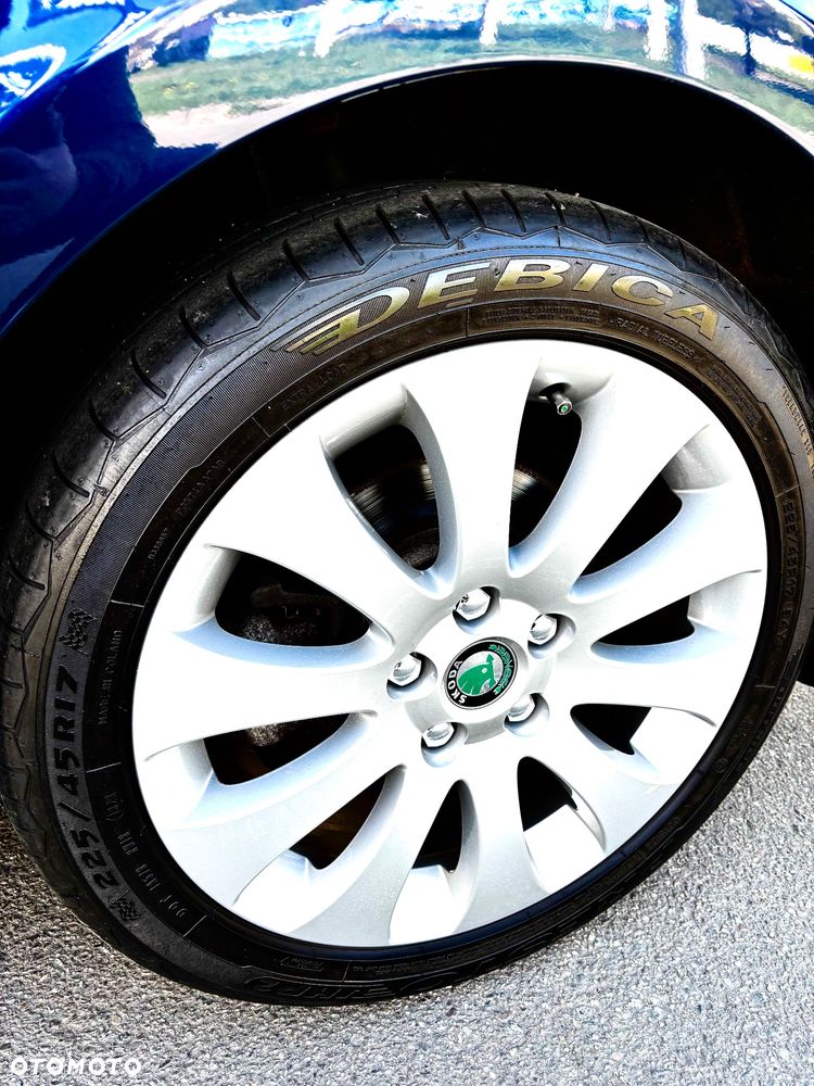 Skoda Superb 1.8 TSI Elegance - 25