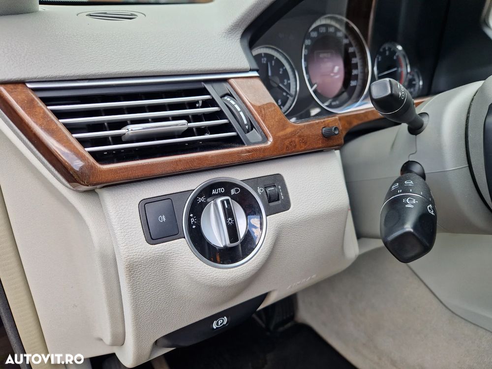 Mercedes-Benz E 250 CDI 4MATIC 7G-TRONIC Elegance - 26