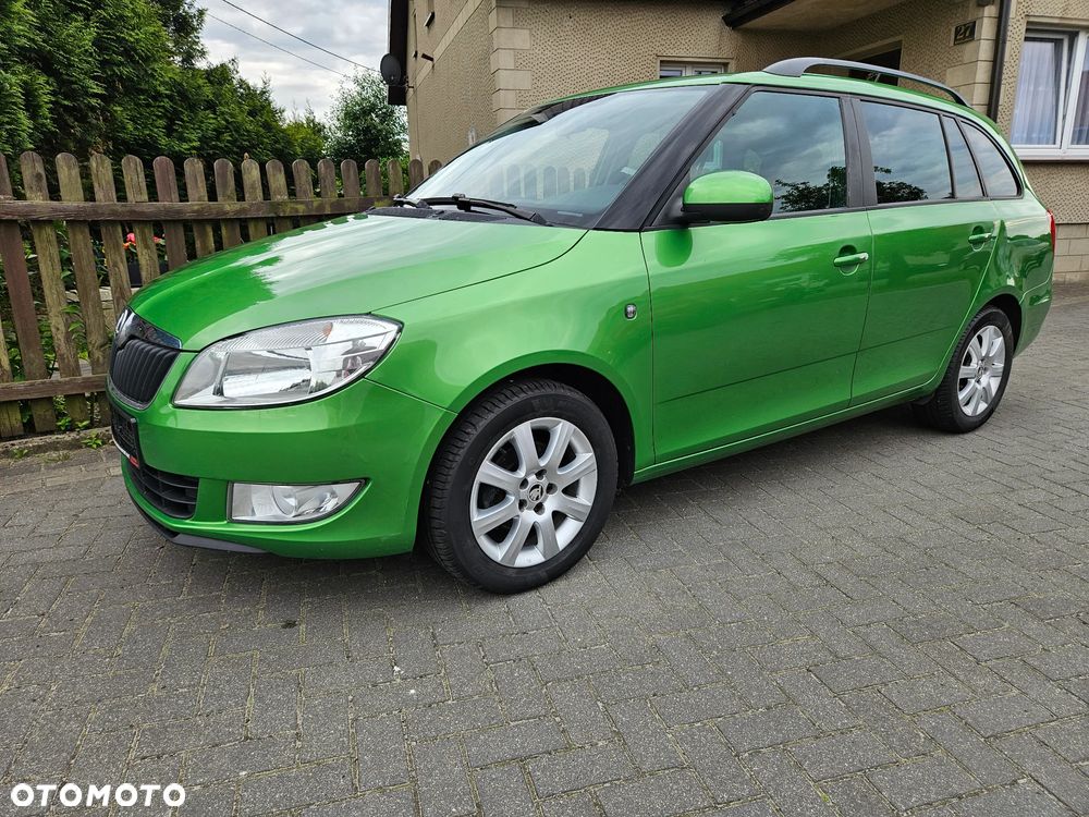 Skoda Fabia 1.2 TSI Ambiente - 2