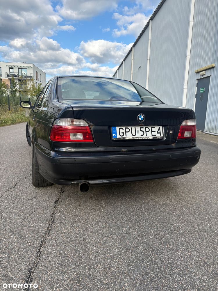 BMW Seria 5 - 8