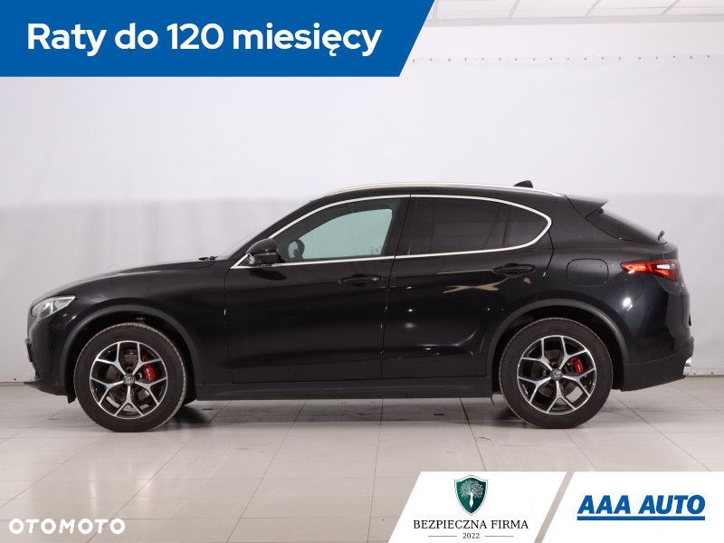 Alfa Romeo Stelvio - 4