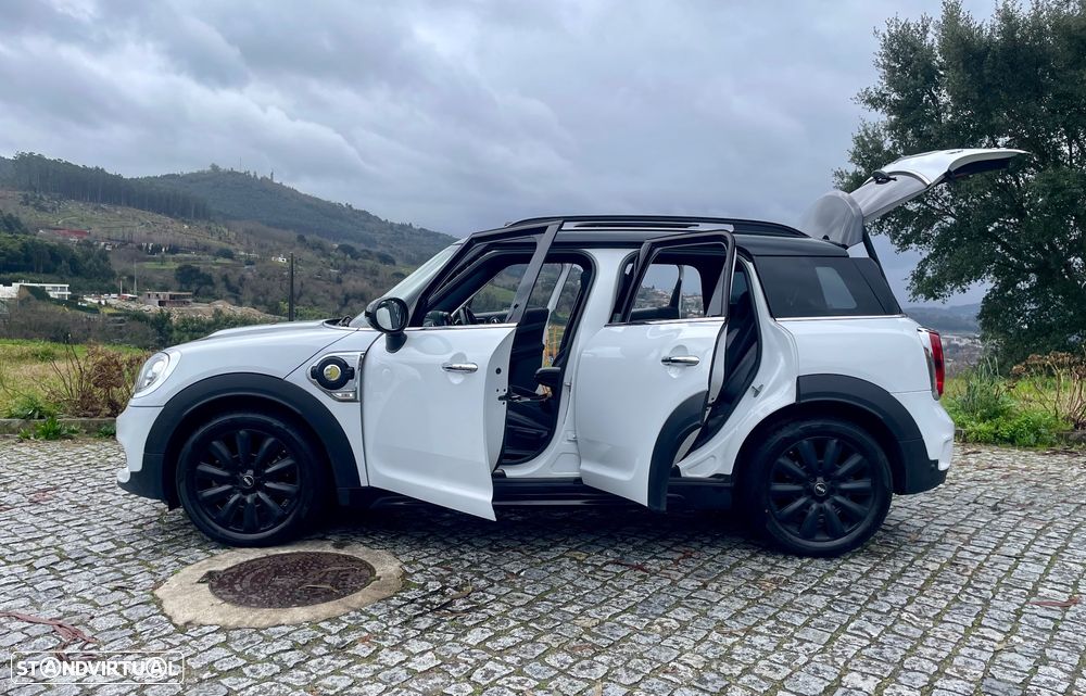 MINI Countryman Cooper SE ALL4 Auto - 34