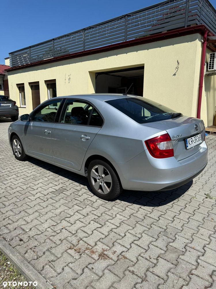 Skoda RAPID 1.2 TSI Ambition - 4