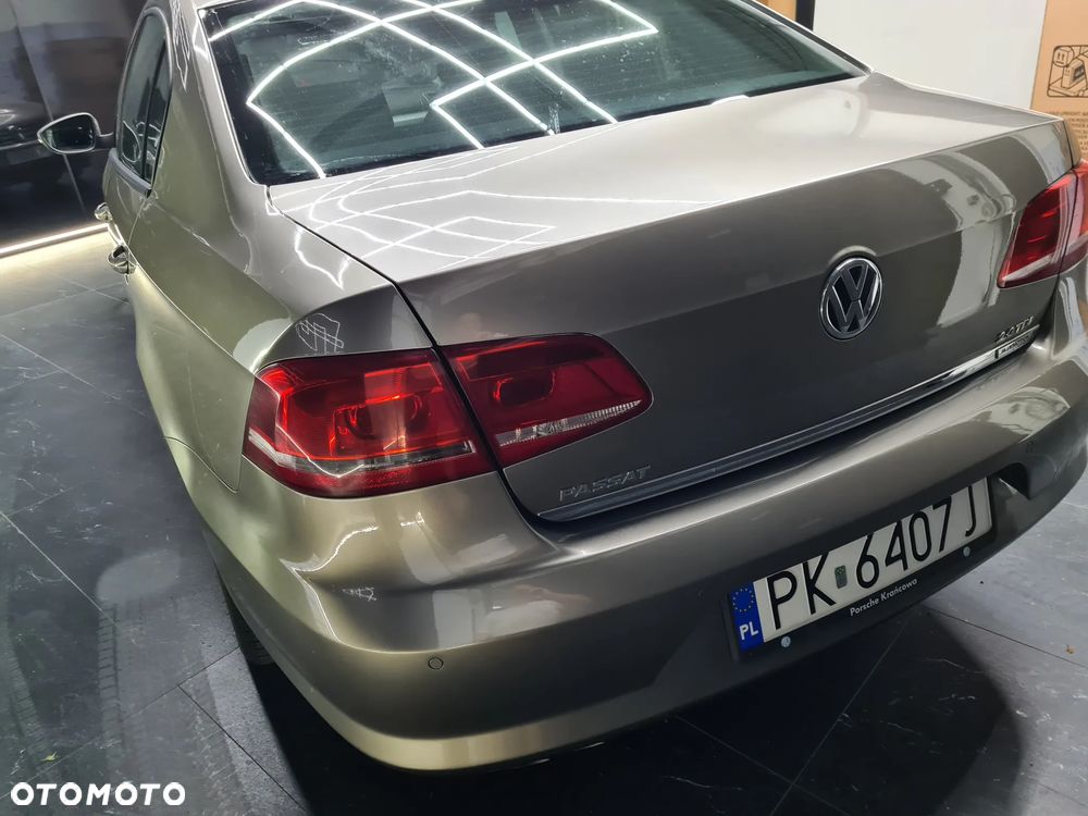 Volkswagen Passat 2.0 TDI Comfortline - 20