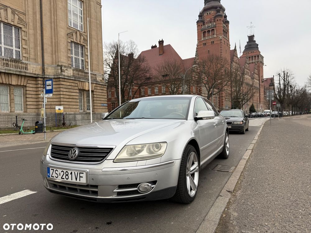Volkswagen Phaeton 3.2 V6 4Mot (5 os.) - 3