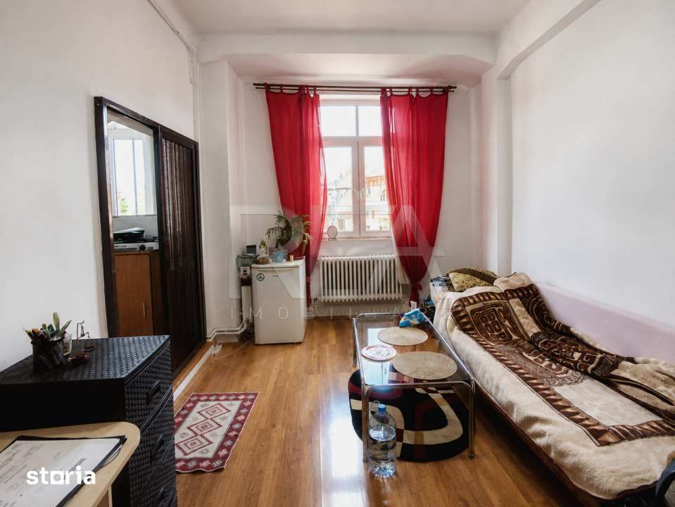 Garsoniera interbelica | Cismigiu | Centrala proprie — fotografia 1