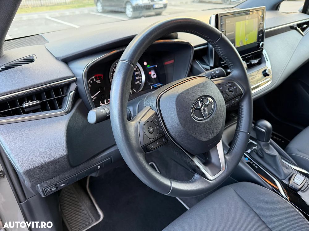 Toyota Corolla 1.8 HSD Business - 14