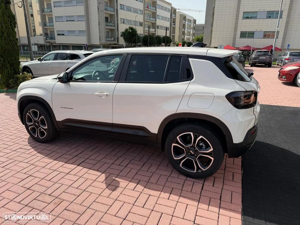 Jeep Avenger 1.2 e-Hybrid Altitude DCT - 15