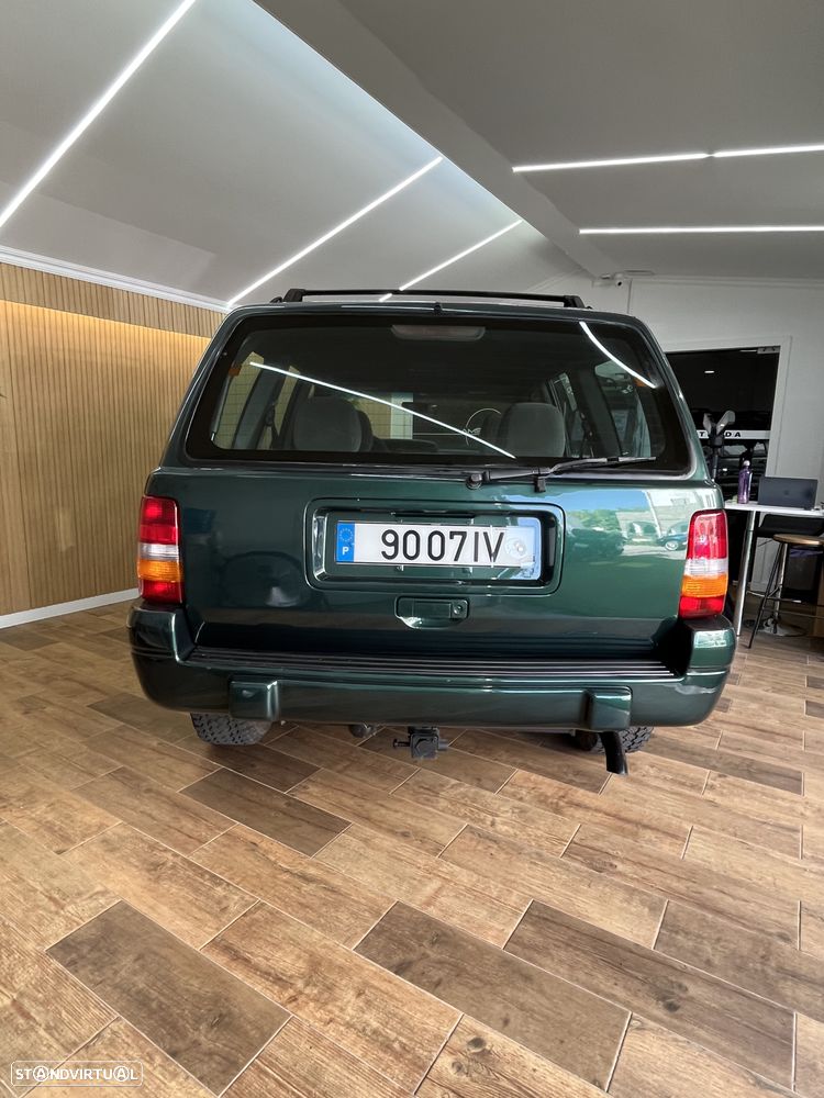 Jeep Grand Cherokee 2.5 TD Laredo - 57