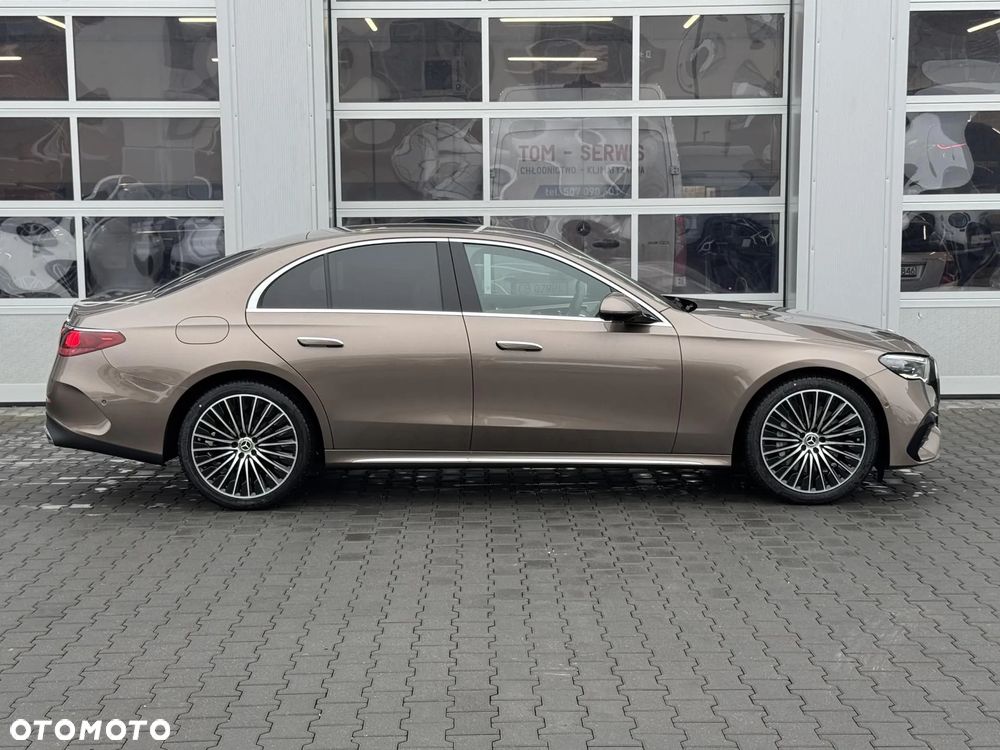 Mercedes-Benz Klasa E 220 d 9G-TRONIC Edition AVANTGARDE - 7