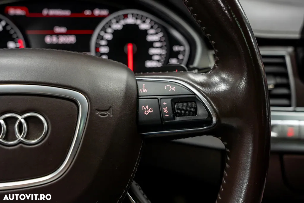 Audi A8 3.0 TDI ultra DPF quattro tiptronic - 37