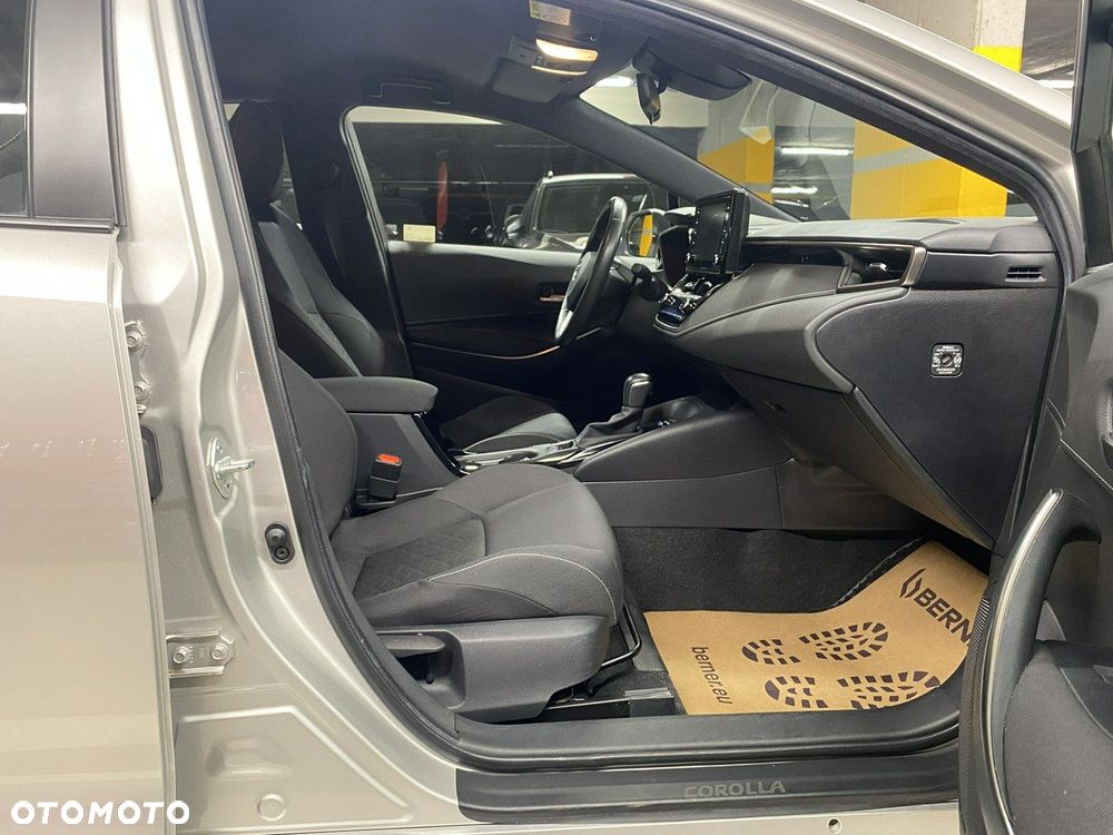 Toyota Corolla - 14
