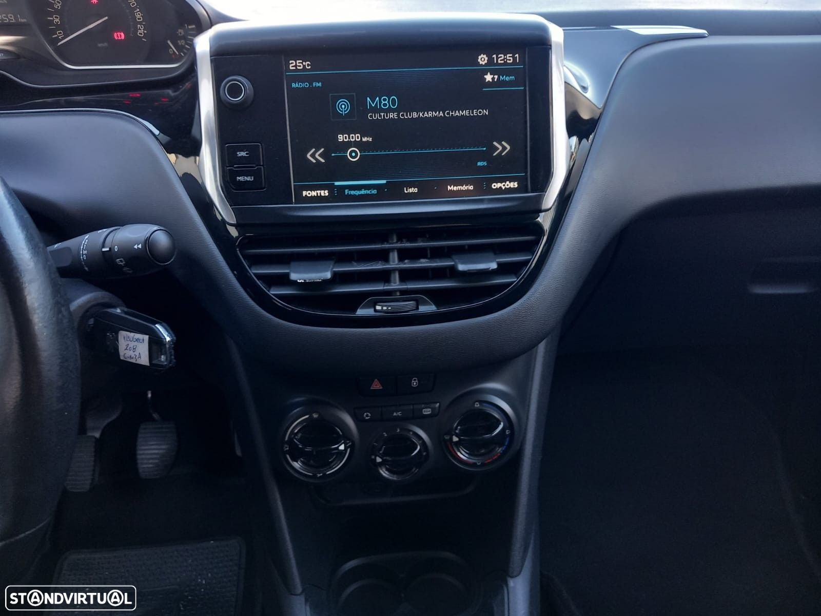 Peugeot 208 1.6 BlueHDi Active - 17