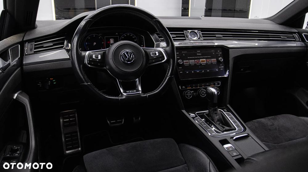 Volkswagen Arteon 2.0 TDI Bi-Turbo SCR 4Mot R-Line DSG - 14