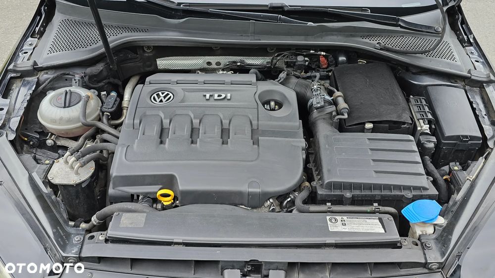 Volkswagen Golf VII 1.6 TDI BMT Highline DSG - 32