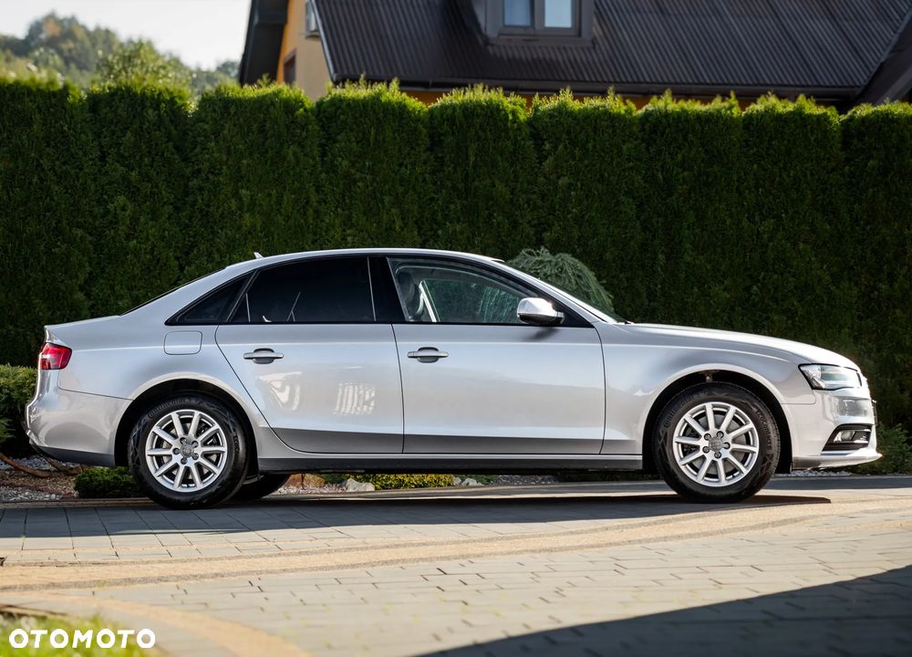 Audi A4 Limousine - 6