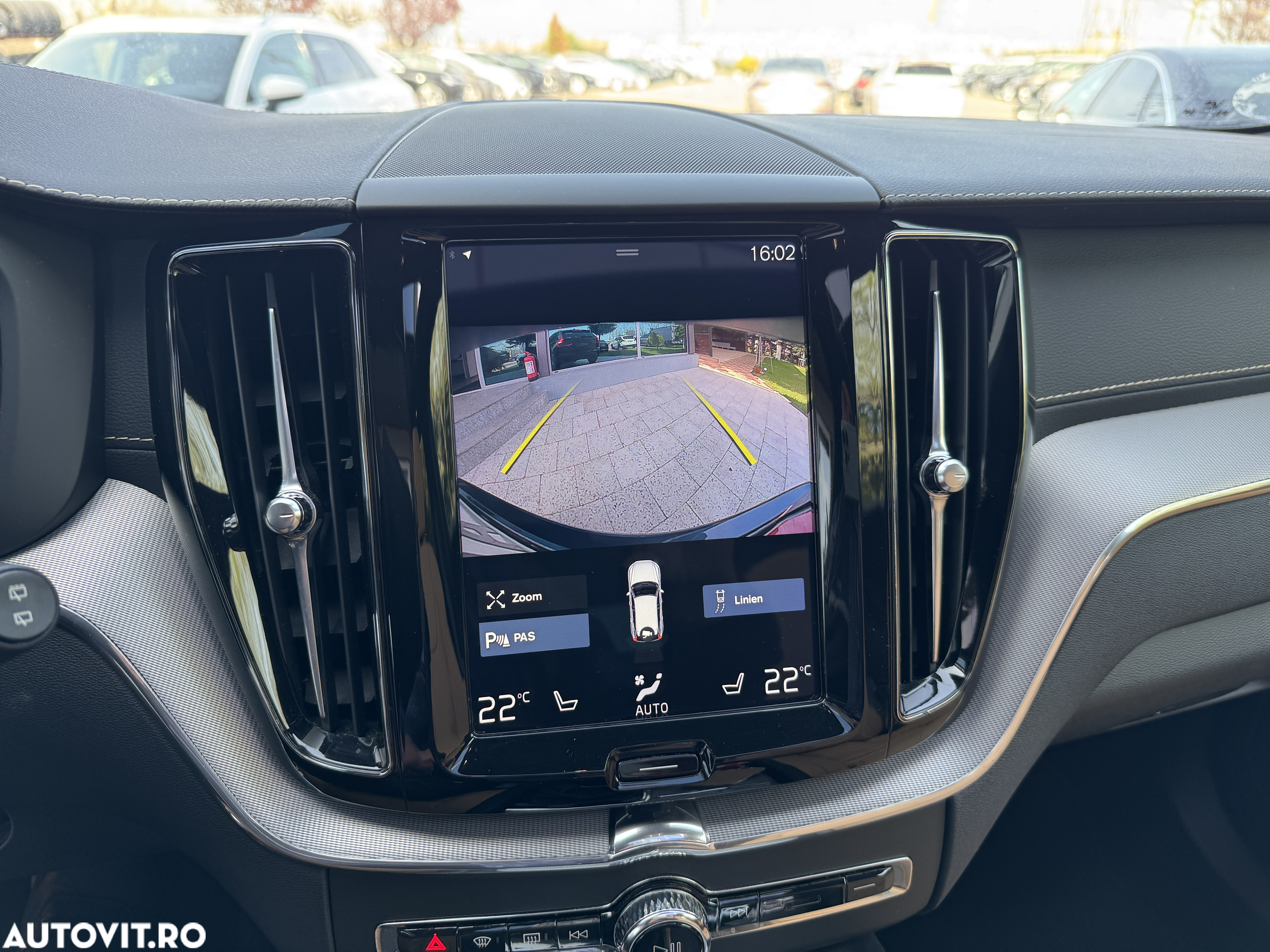 Volvo XC 60 B4 D AWD Geartronic Inscription - 28