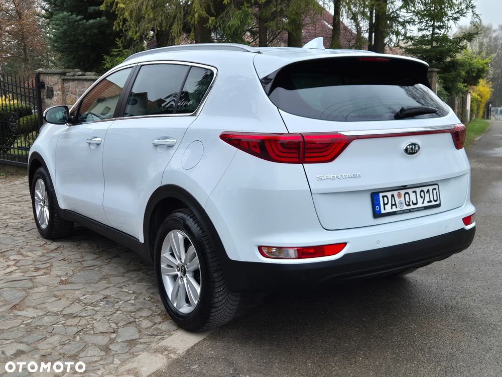 Kia Sportage 1.6 GDI 2WD Black Edition - 5