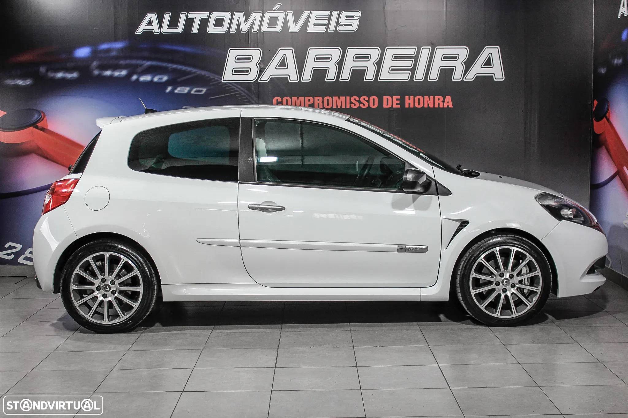 Renault Clio 2.0 16V RS - 14