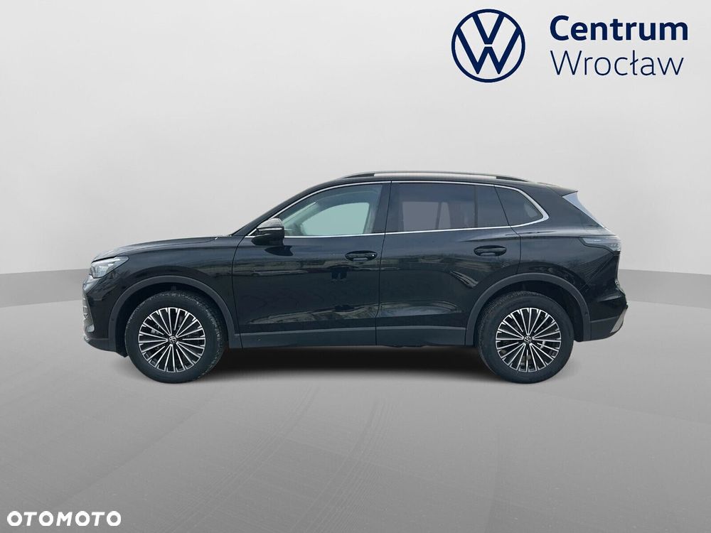 Volkswagen Tiguan - 12