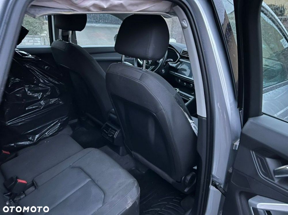 Audi Q3 40 TFSI Quattro S tronic - 11