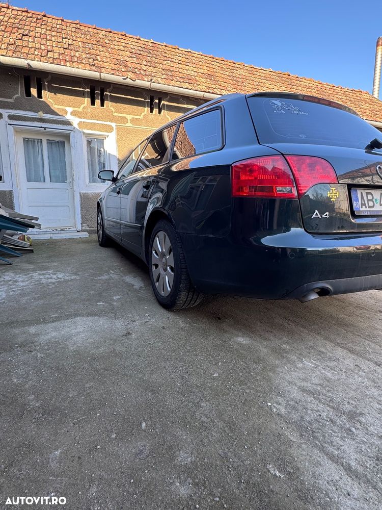 Audi A4 2.0 TDI B8 Quattro - 18