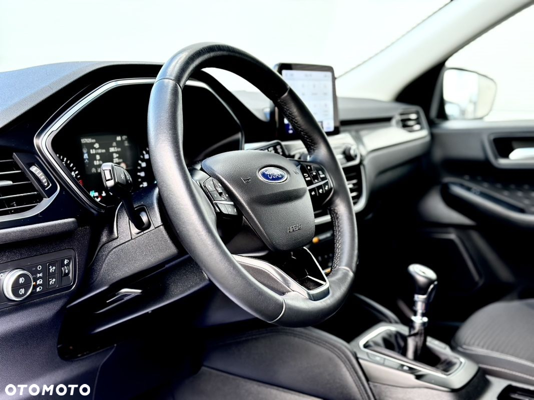 Ford Kuga 1.5 EcoBoost TITANIUM - 25