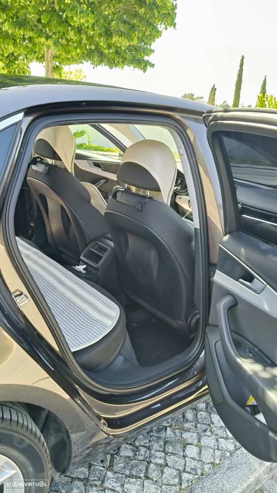 Audi A4 2.0 TDI DPF Ambiente - 4