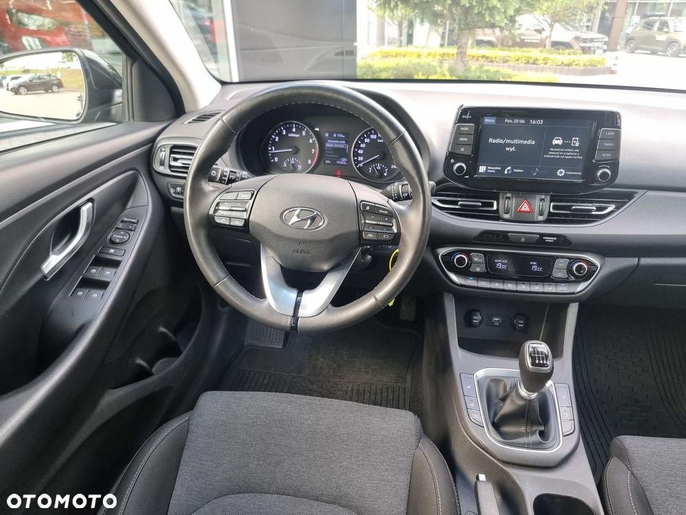 Hyundai i30 1.5 T-GDI 48V Smart - 29