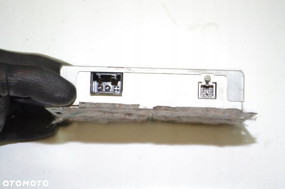 Moduł Złącze IPOD BMW E60 E65 0411033 - 2