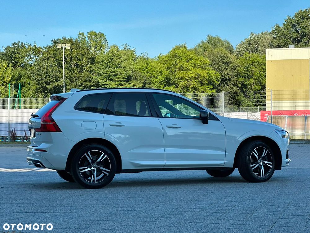 Volvo XC 60 B4 D AWD R-Design - 25