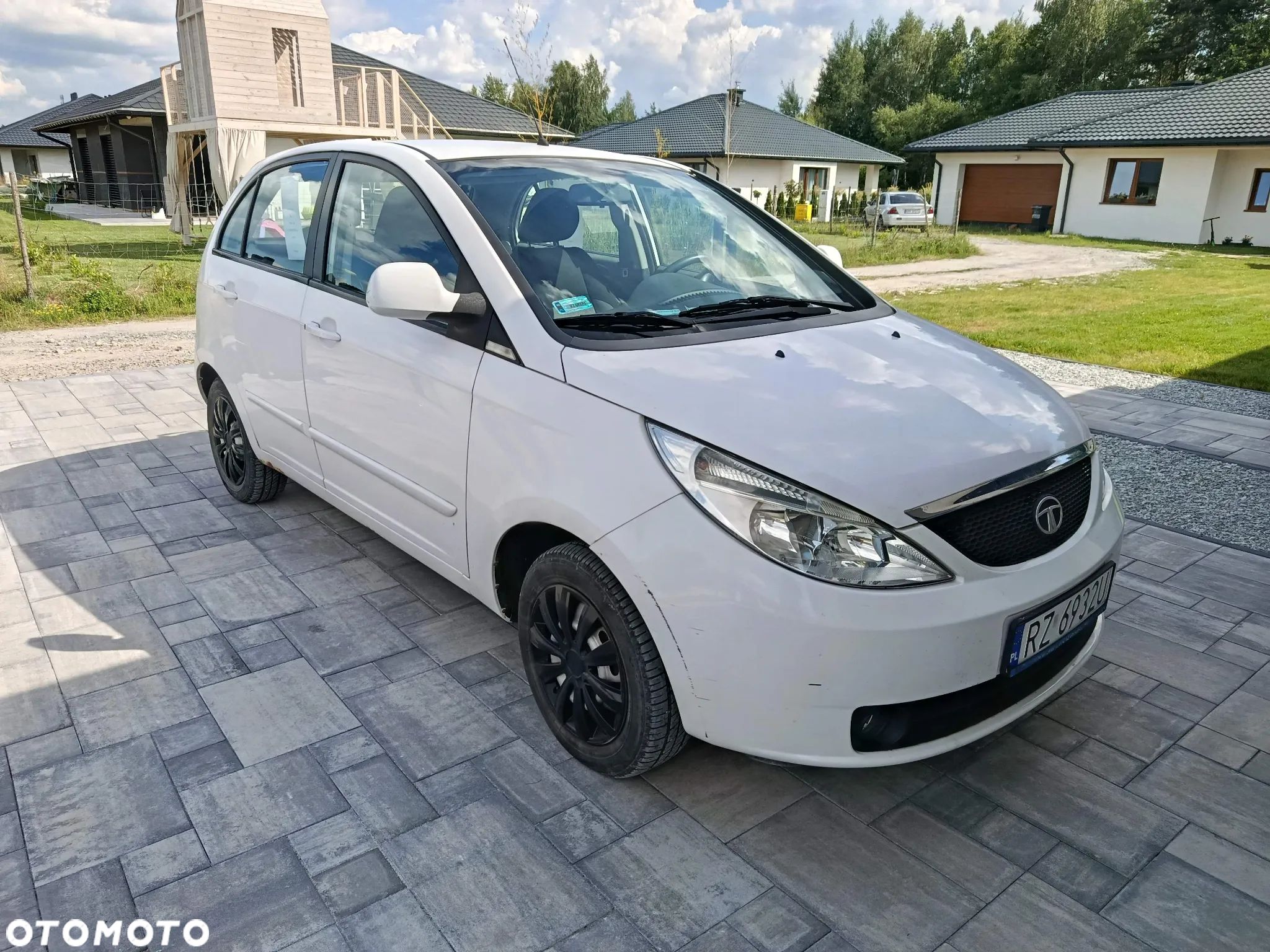 Tata Indica Vista 1.4 Safire - 1