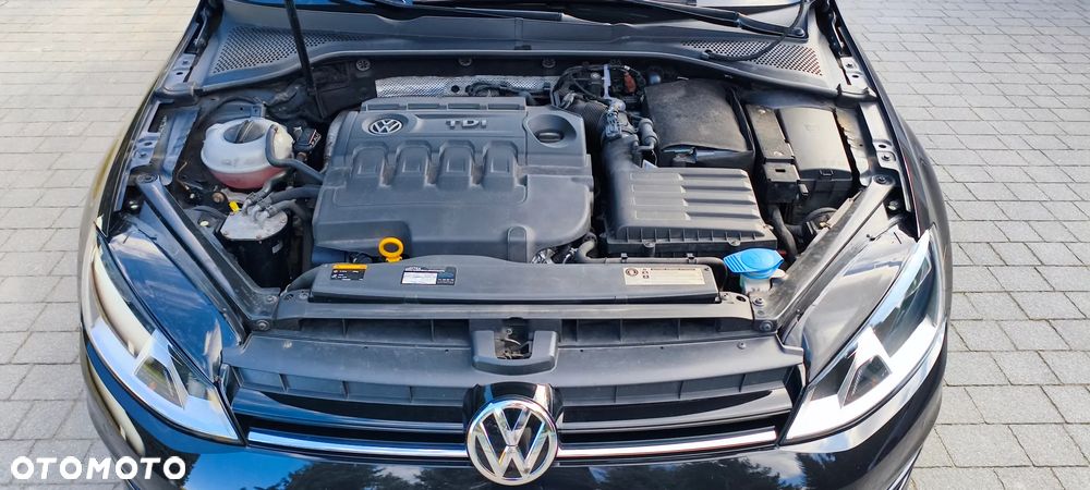 Volkswagen Golf 1.6 TDI BMT Comfortline - 16