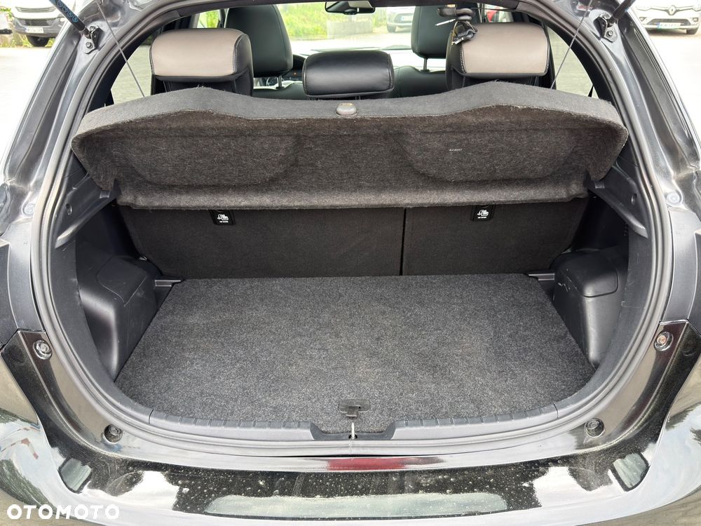 Toyota Yaris 1.5 VVT-i Selection - 17