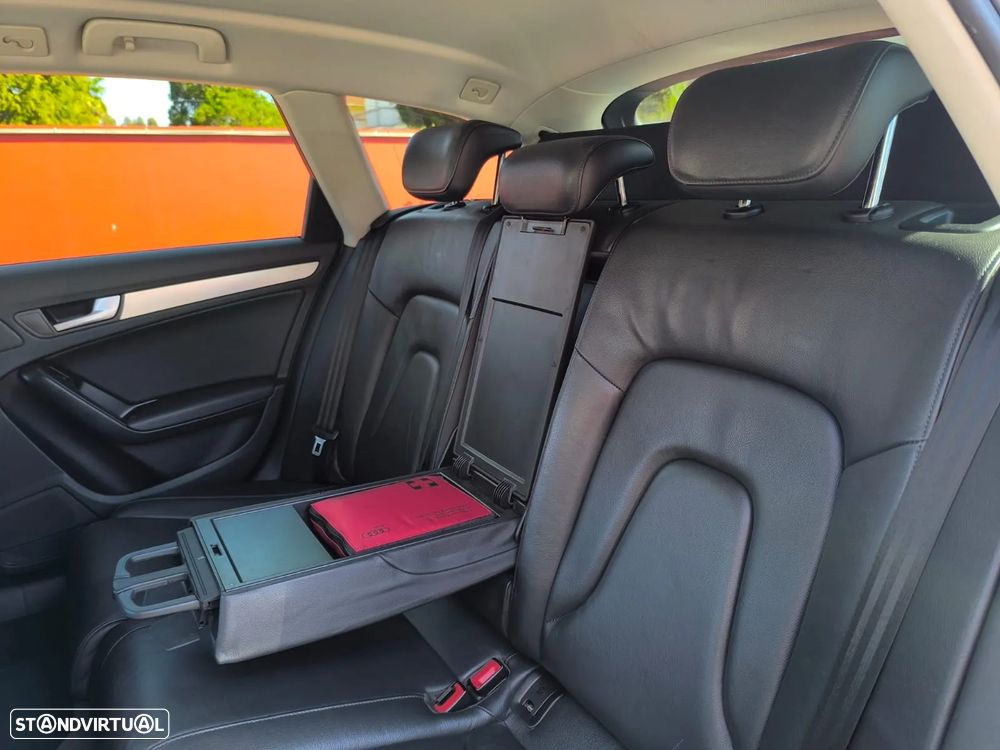 Audi A4 Avant 2.0 TDI - 31