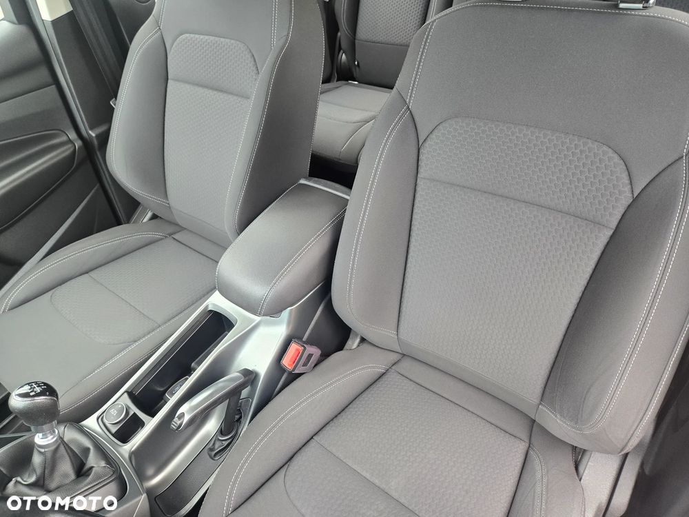 Ford Kuga 1.5 EcoBoost 2x4 Cool & Connect - 24