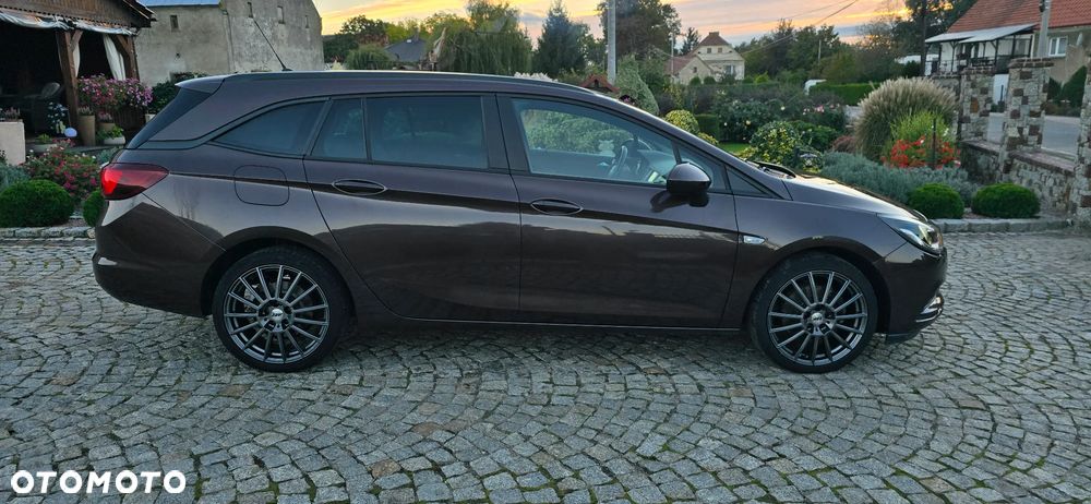 Opel Astra 2017 photo 4