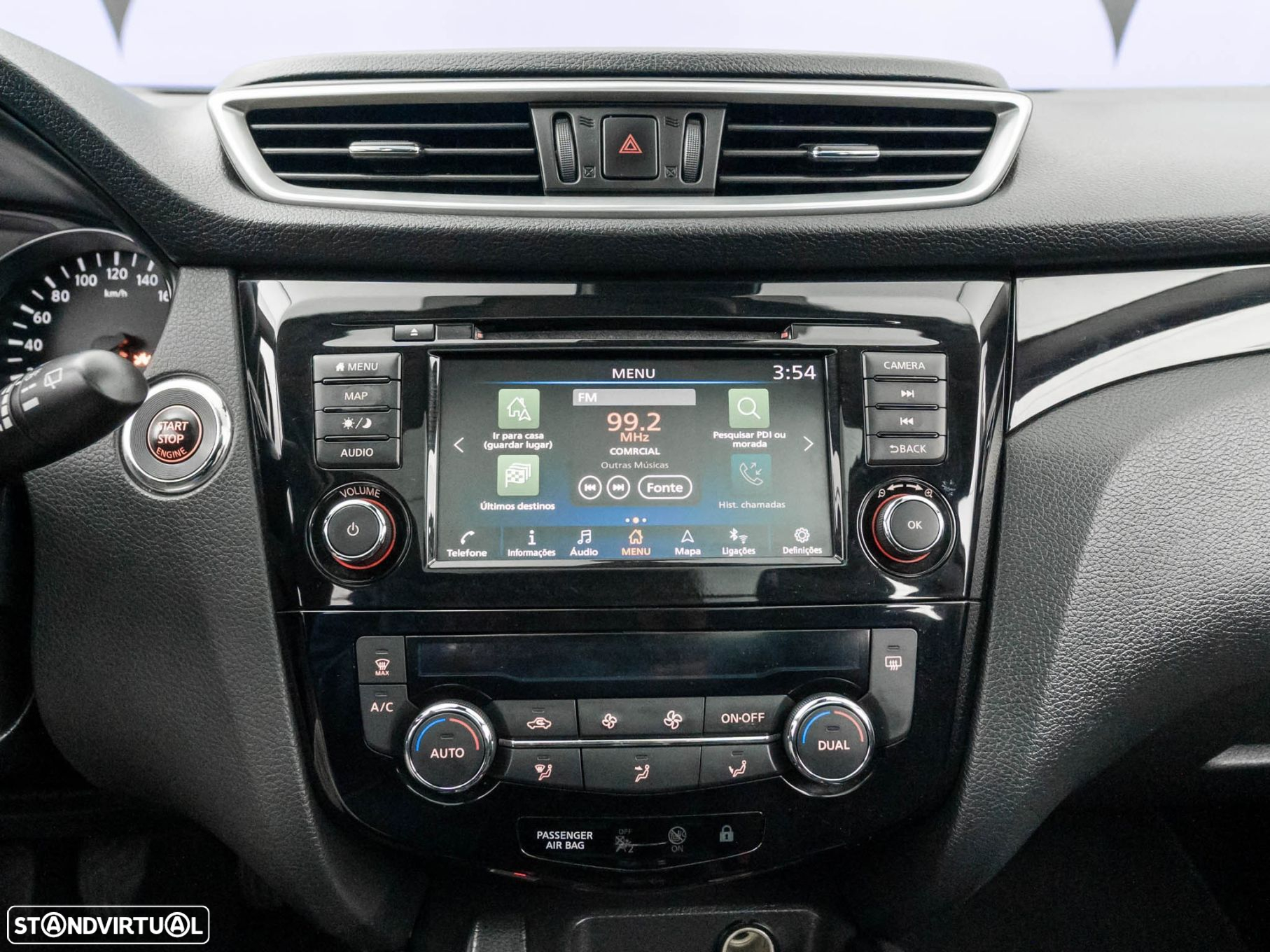 Nissan Qashqai 1.3 DIG-T N-Connecta - 33