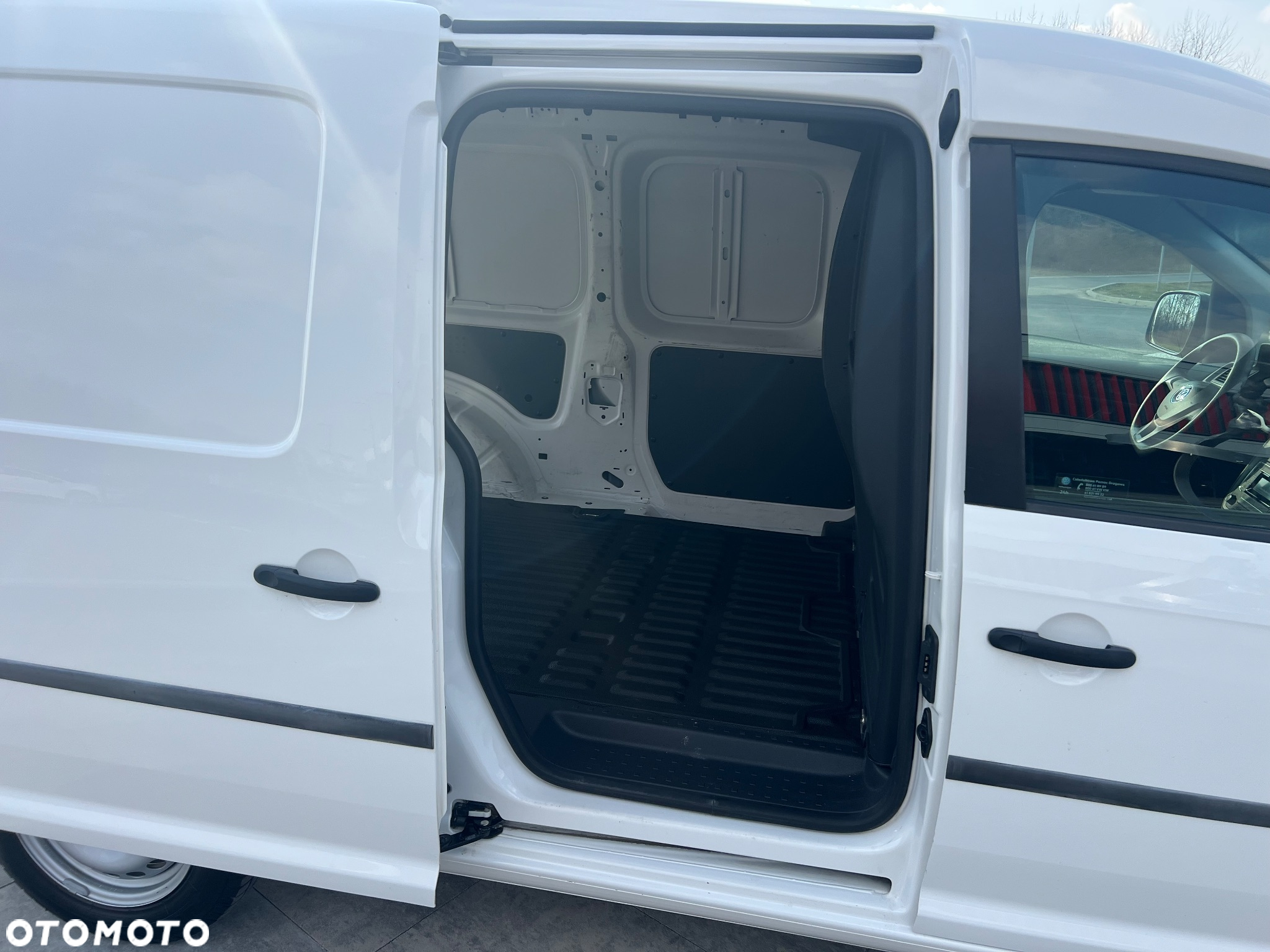 Volkswagen Caddy Maxi 2.0 TDI Comfortline - 9